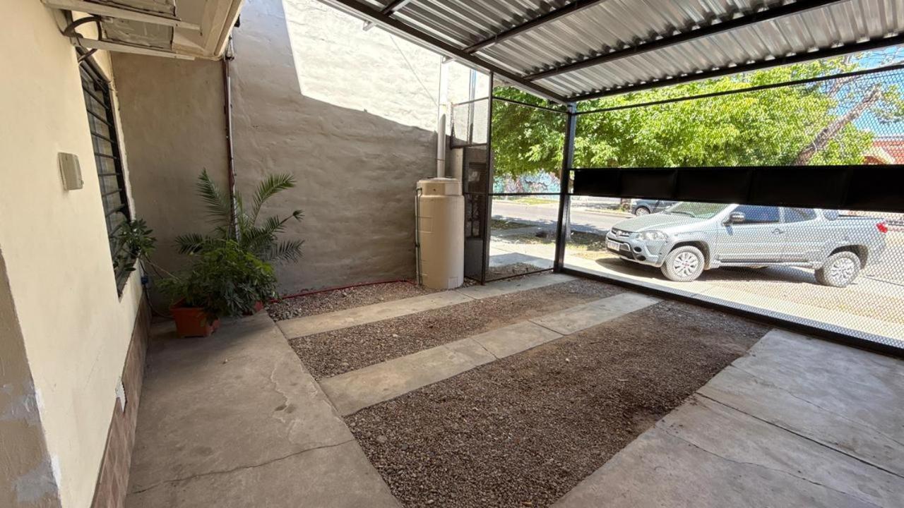 Duplex Lisandro San Rafael  Luaran gambar