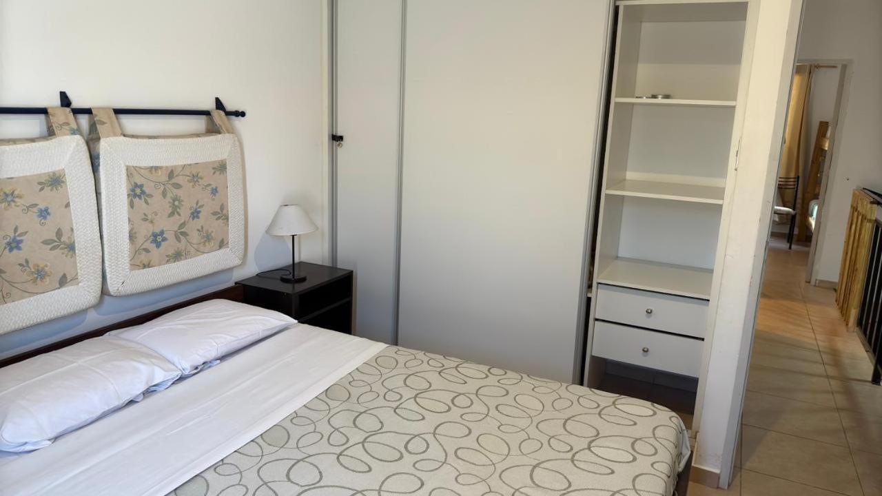 Duplex Lisandro San Rafael  Luaran gambar