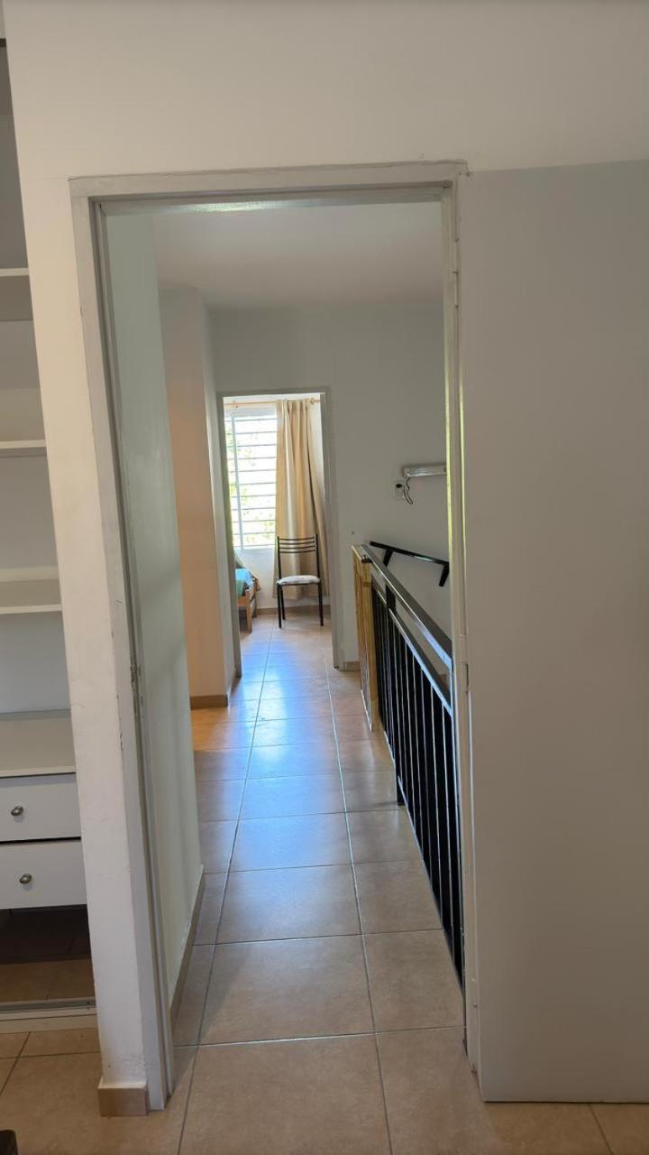 Duplex Lisandro San Rafael  Luaran gambar